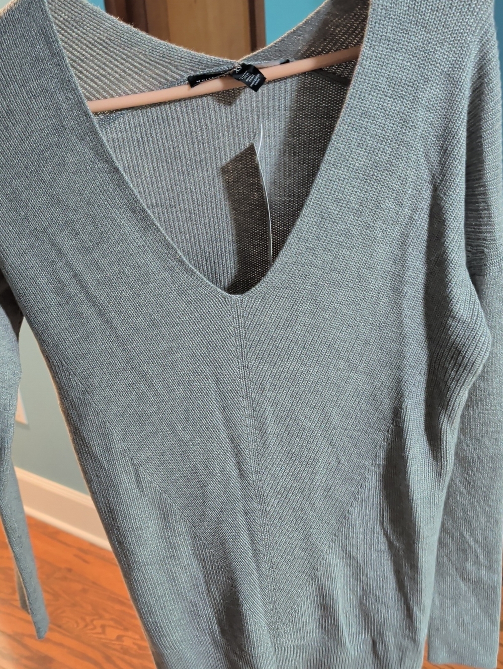 White House Black Market Light Gray V-Neck Ribbed Sweater